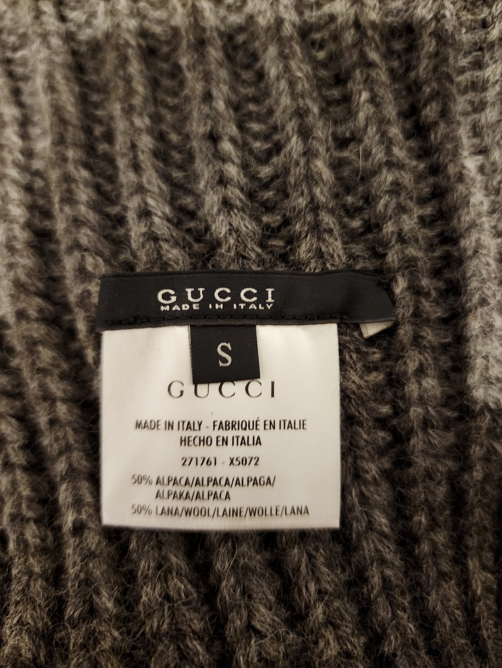 GUCCI ORIGINAL KNITTED PONCHO FRINGE FRONT ZIP OFF SHOULDERS WOOL + ALPACA SMALL - Picture 7 of 17